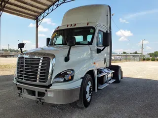 2018 FREIGHTLINER/MERCEDES CASCADIA 125