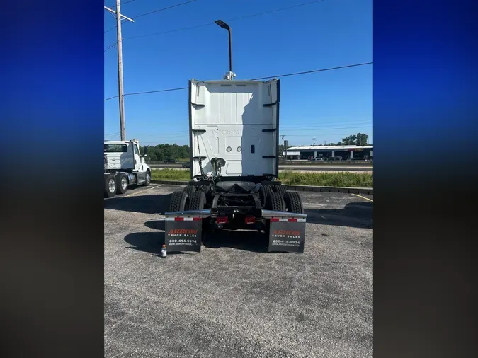 2018 International LT625