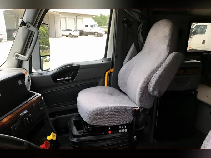 2021 INT LT625 6x4
