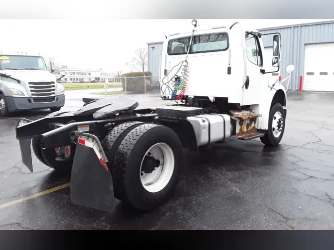 2018 FREIGHTLINER/MERCEDES M2 106