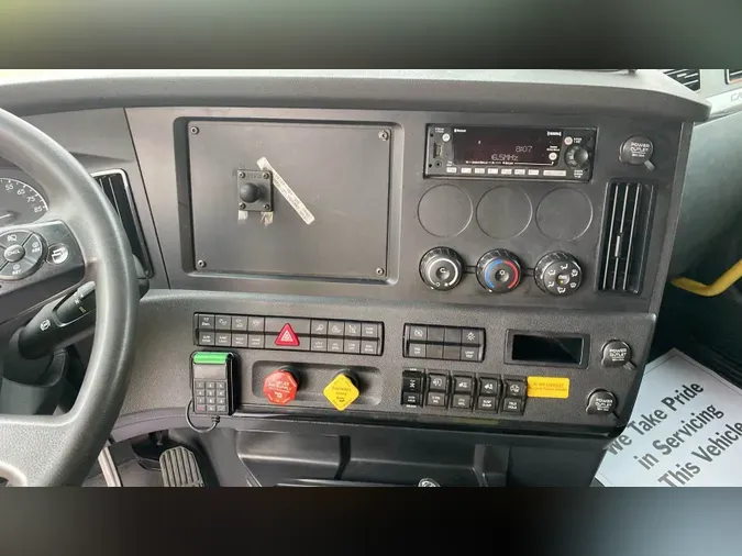 2024 Freightliner Cascadia 126