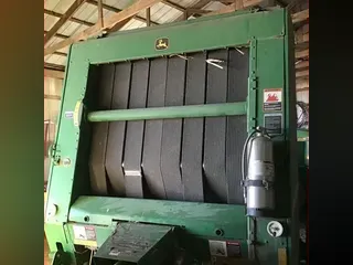 2006 John Deere 568