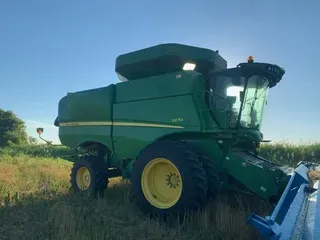 2013 John Deere S670
