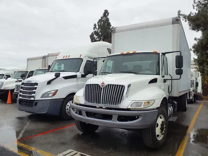 2018 NAVISTAR INTERNATIONAL 4300