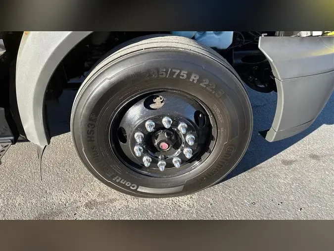 2018 INTERNATIONAL RH613