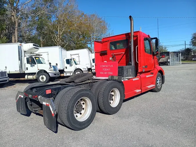 2019 VOLVO VNL64TRACTOR