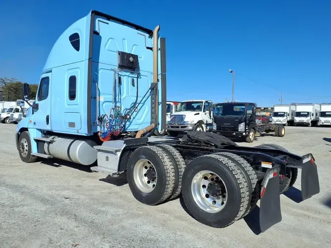 2018 FREIGHTLINER/MERCEDES CASCADIA 125