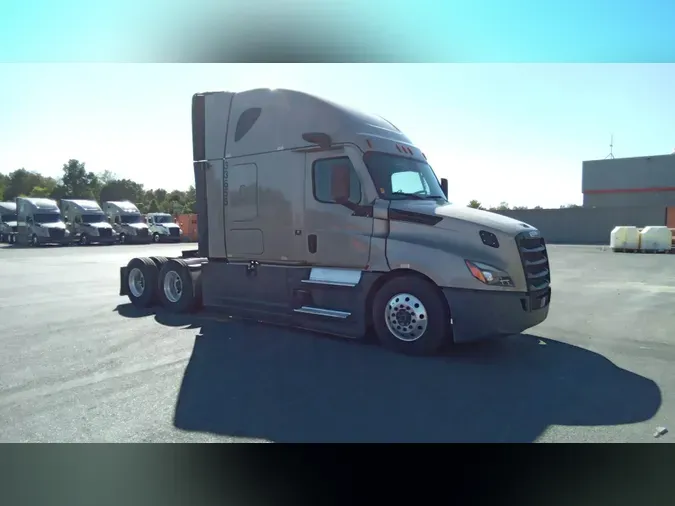 2025 Freightliner Cascadia 126929d9e2f8f053b7990c6855e8db27f65