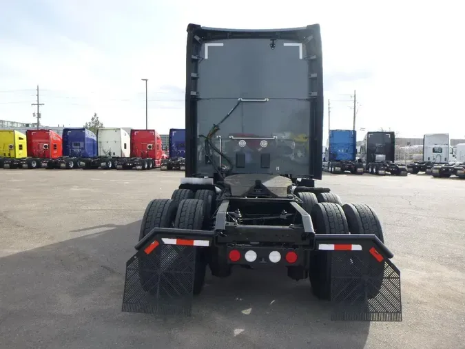 2022 Kenworth T680