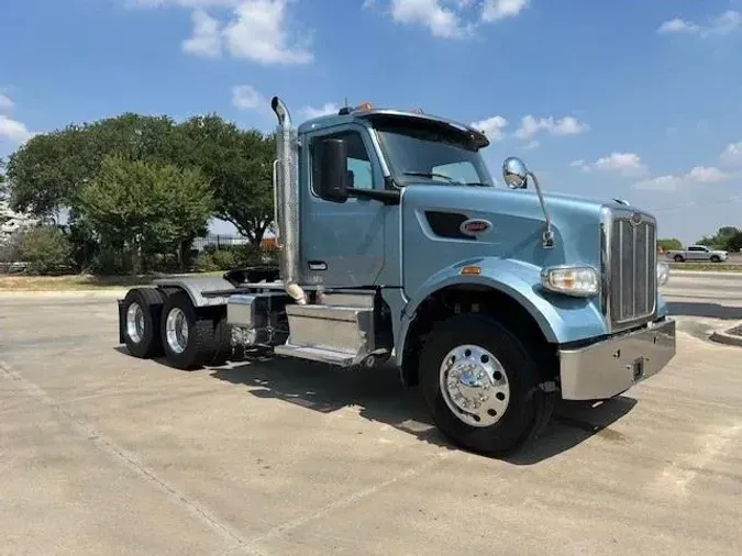 2022 Peterbilt 567