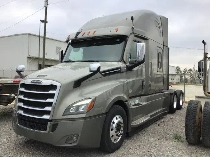 2021 FREIGHTLINER CA12692a51186d669adf7307b8ff3acdc3c2c