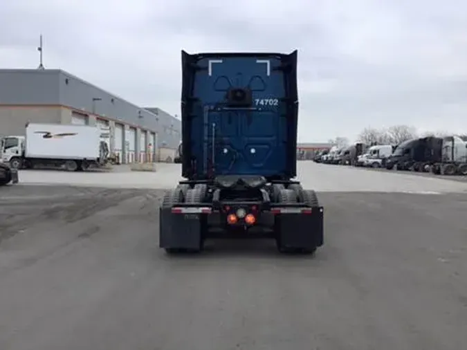 2022 Freightliner Cascadia