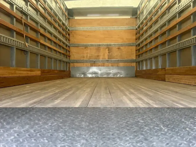 2020 FREIGHTLINER M2 106