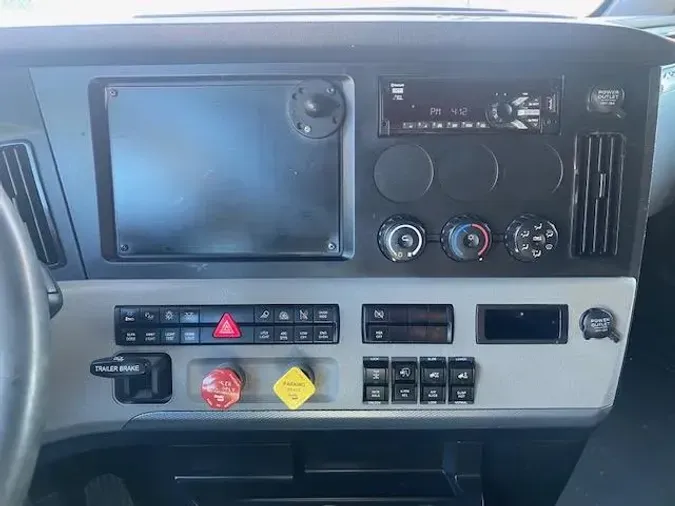 2020 Freightliner Cascadia