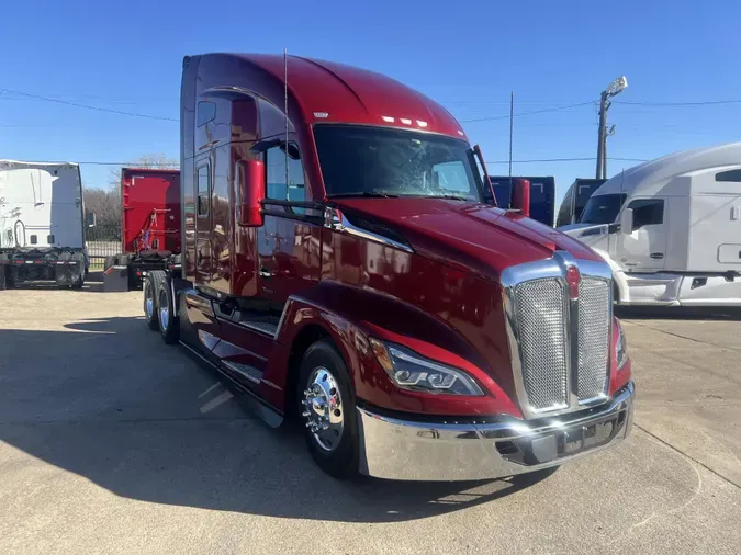 2024 Kenworth T680