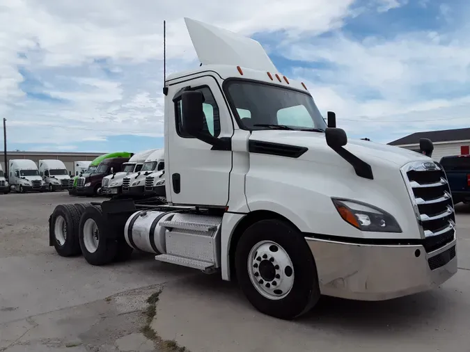 2020 FREIGHTLINER/MERCEDES NEW CASCADIA PX12664