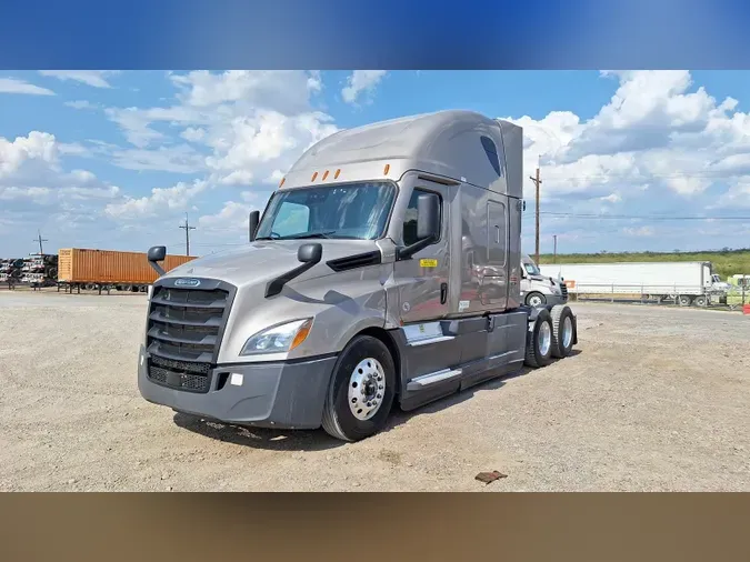 2022 Freightliner Cascadia 126