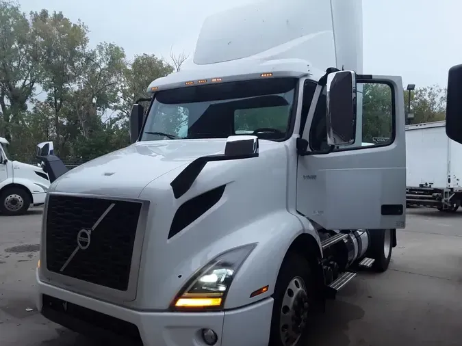 2019 VOLVO VNR42T 30092b19ce0ac9d5df281e48fb431c87c73