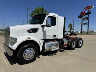 2023 Peterbilt 567