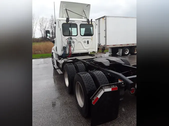 2018 FREIGHTLINER/MERCEDES CASCADIA 125