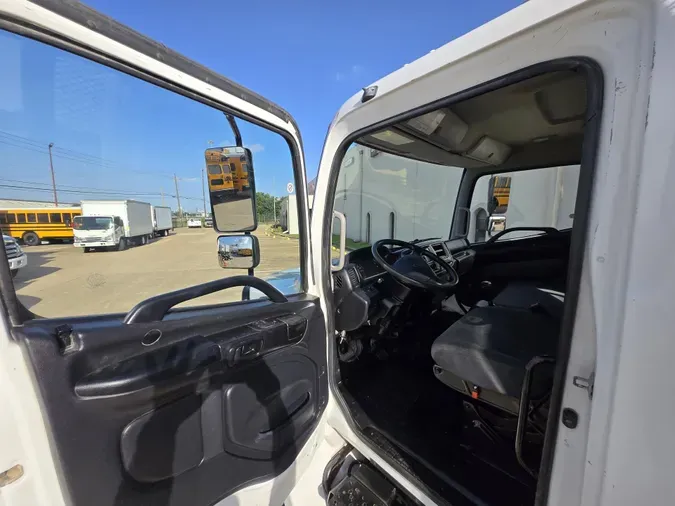 2016 Hino 268