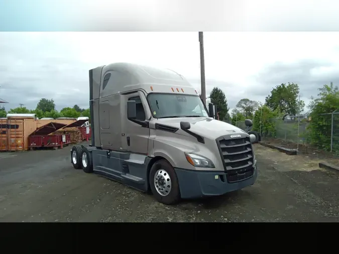 2023 Freightliner Cascadia 12692bfc8a2227fb3a2aecdb724657e9909