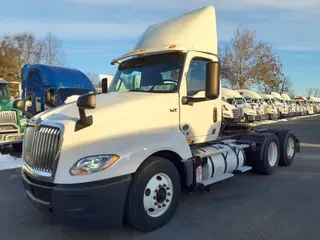 2019 NAVISTAR INTERNATIONAL LT625 DAYCAB T/A