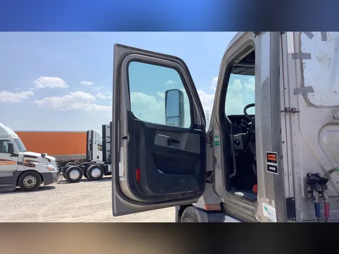 2019 Freightliner Cascadia