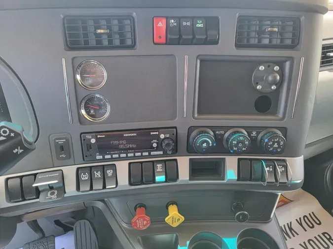 2023 Kenworth T680