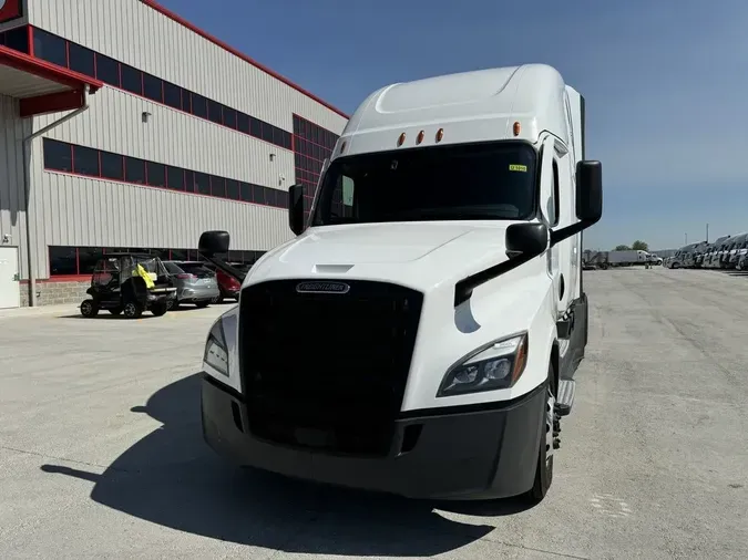 2023 Freightliner Cascadia&reg;