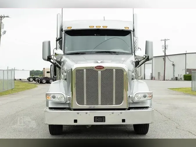 2021 PETERBILT 567