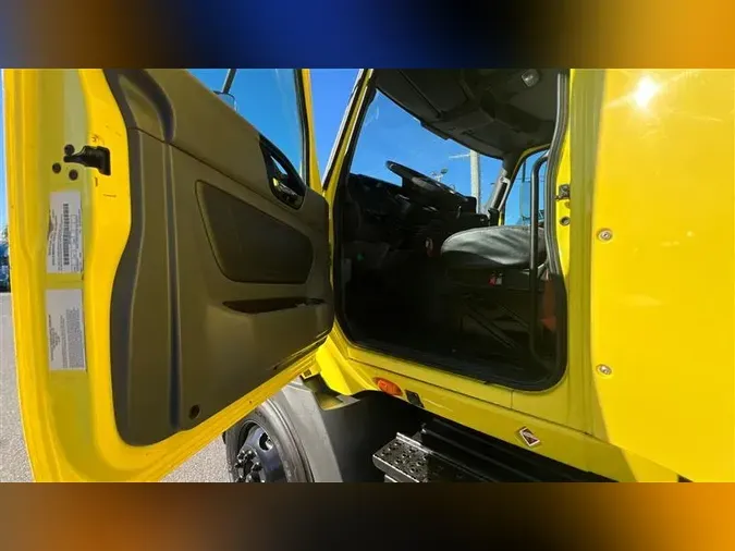 2018 INTERNATIONAL RH61392cc266c874090d7c411101c146a3119