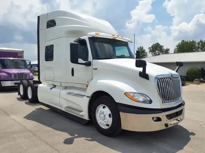 2019 NAVISTAR INTERNATIONAL LT625 SLPR CAB