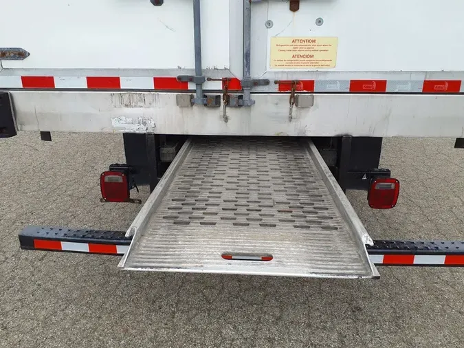 2019 FREIGHTLINER/MERCEDES M2 10692d1d2e12436d8fb77a66e0b01f4fa94