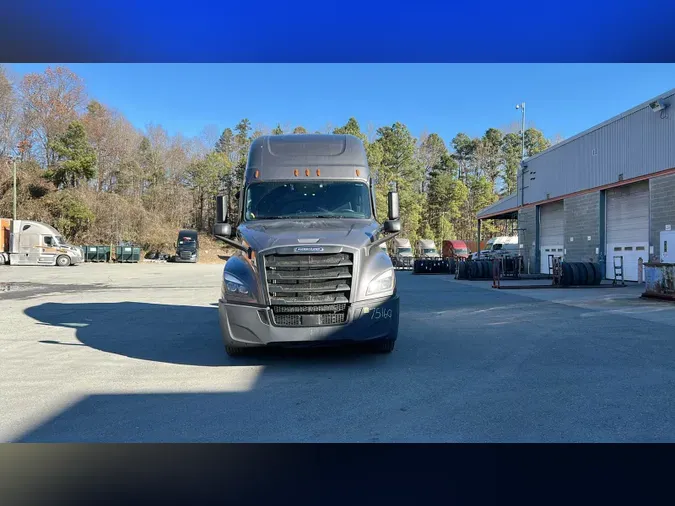 2023 Freightliner Cascadia 126