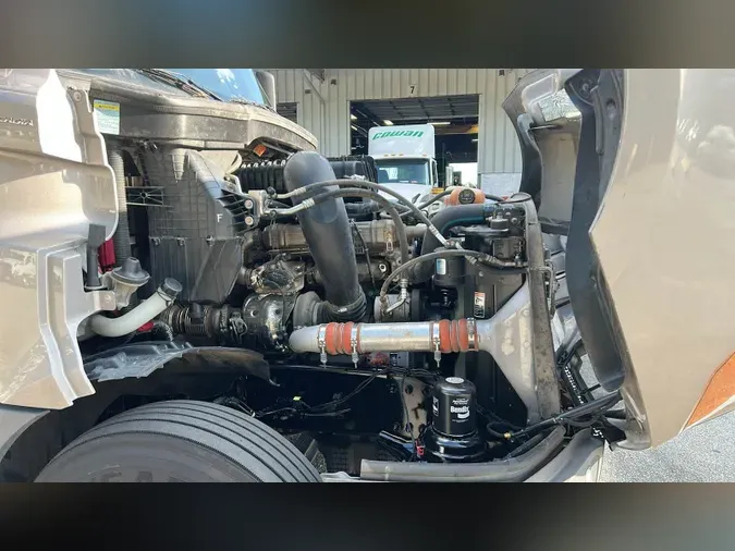 2025 Freightliner Cascadia 12692d7f39048df3461167709c9298e9400