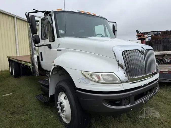 2010 INTERNATIONAL DURASTAR 4400