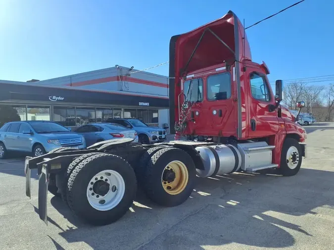 2019 FREIGHTLINER/MERCEDES CASCADIA 125