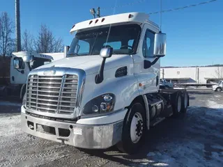 2018 FREIGHTLINER/MERCEDES CASCADIA 113