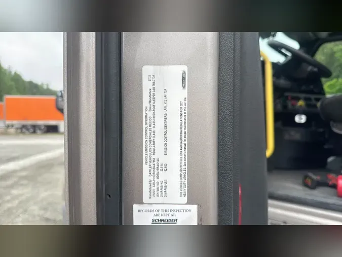 2022 Freightliner Cascadia 126
