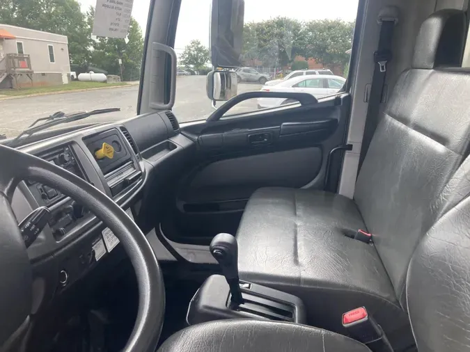 2020 Hino 268A