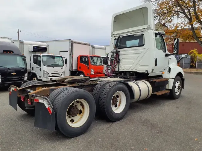 2019 NAVISTAR INTERNATIONAL LT625 DAYCAB T/A92e49925ff0c9eb763df224822deb113
