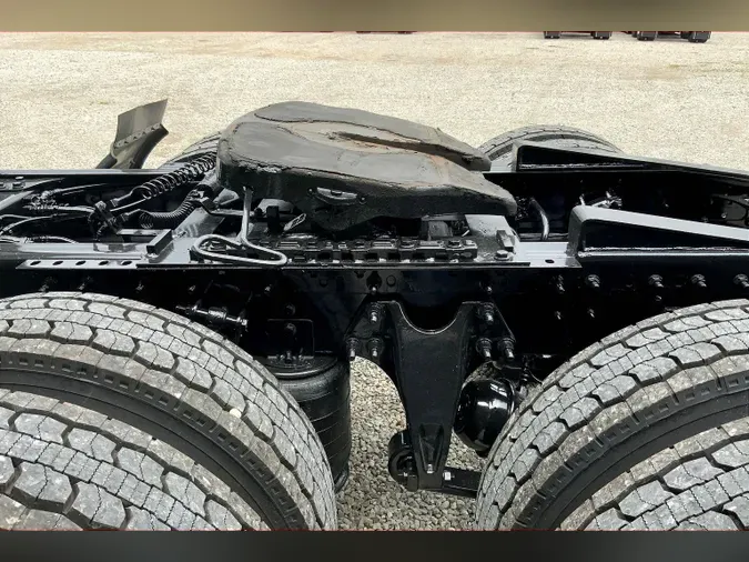 2022 INT LT625 6x4