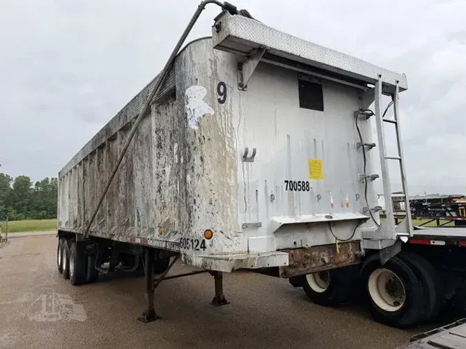 2005 MAC TRAILER MFG 