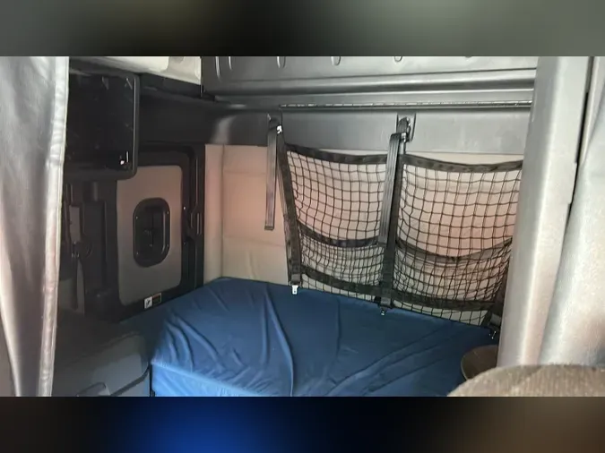 2021 Freightliner Cascadia