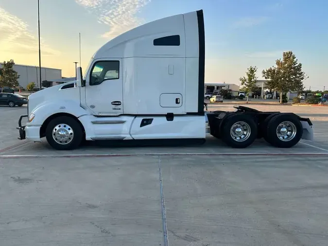 2022 Kenworth T680