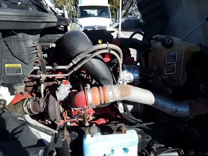 2019 NAVISTAR INTERNATIONAL LT625 DAYCAB T/A