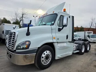 2019 FREIGHTLINER/MERCEDES CASCADIA 125