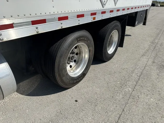 2020 Freightliner M2 112