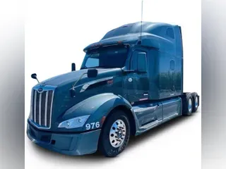 2022 Peterbilt 579